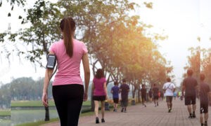 How Walking Helps You To Cut That Extra Flab