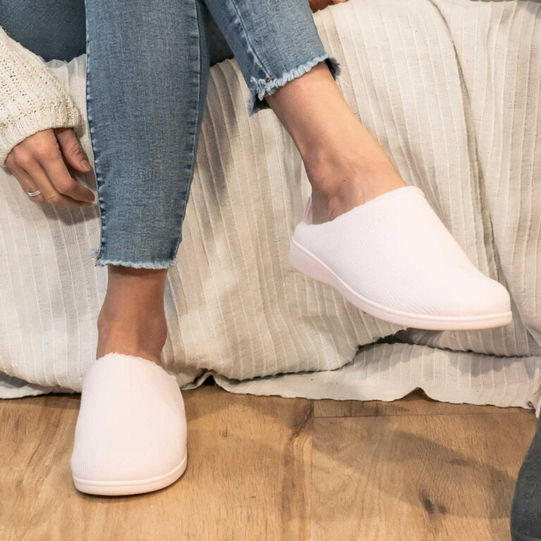 Orthotic slippers pink