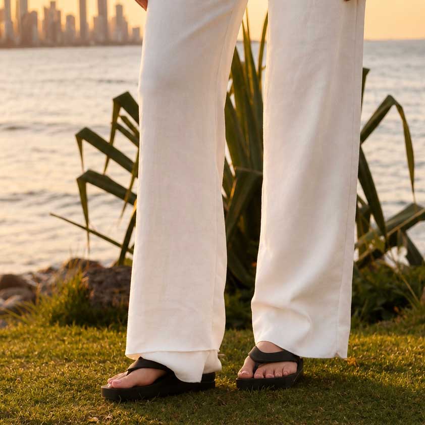 black flip flops with arch support